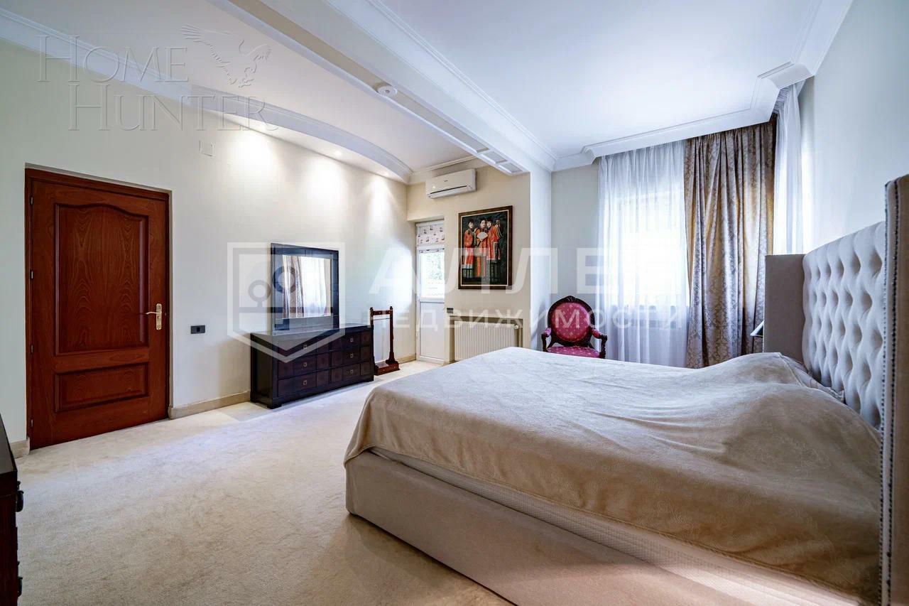 2-этажный коттедж 850 м² с отделкой