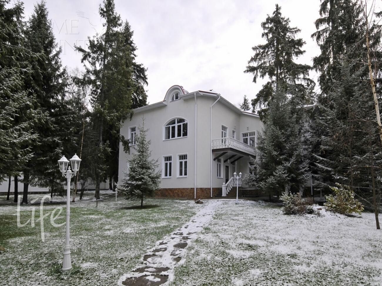 2-этажный коттедж 868 м² с отделкой