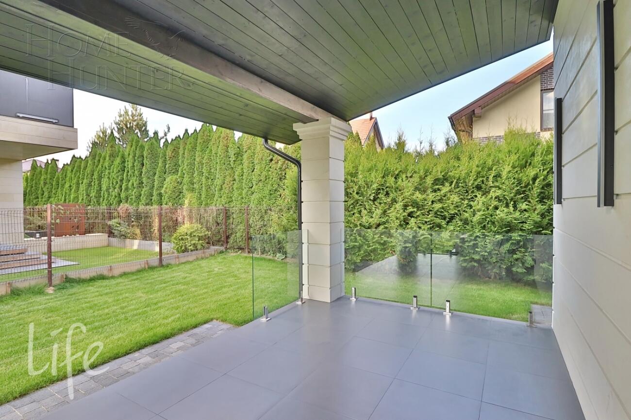 2-этажный коттедж 240 м² с отделкой