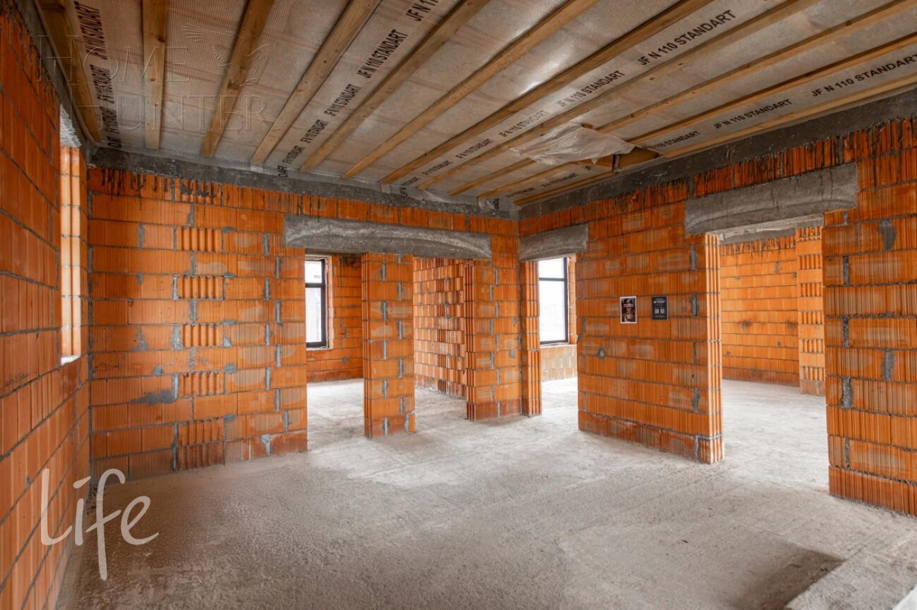 2-этажный коттедж 260 м² без отделки