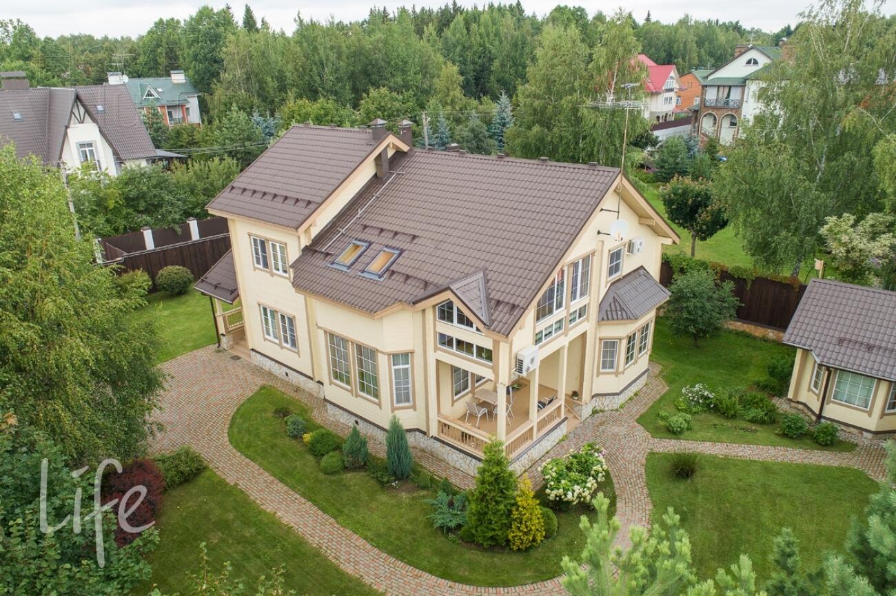 2-этажный коттедж 250 м² с отделкой