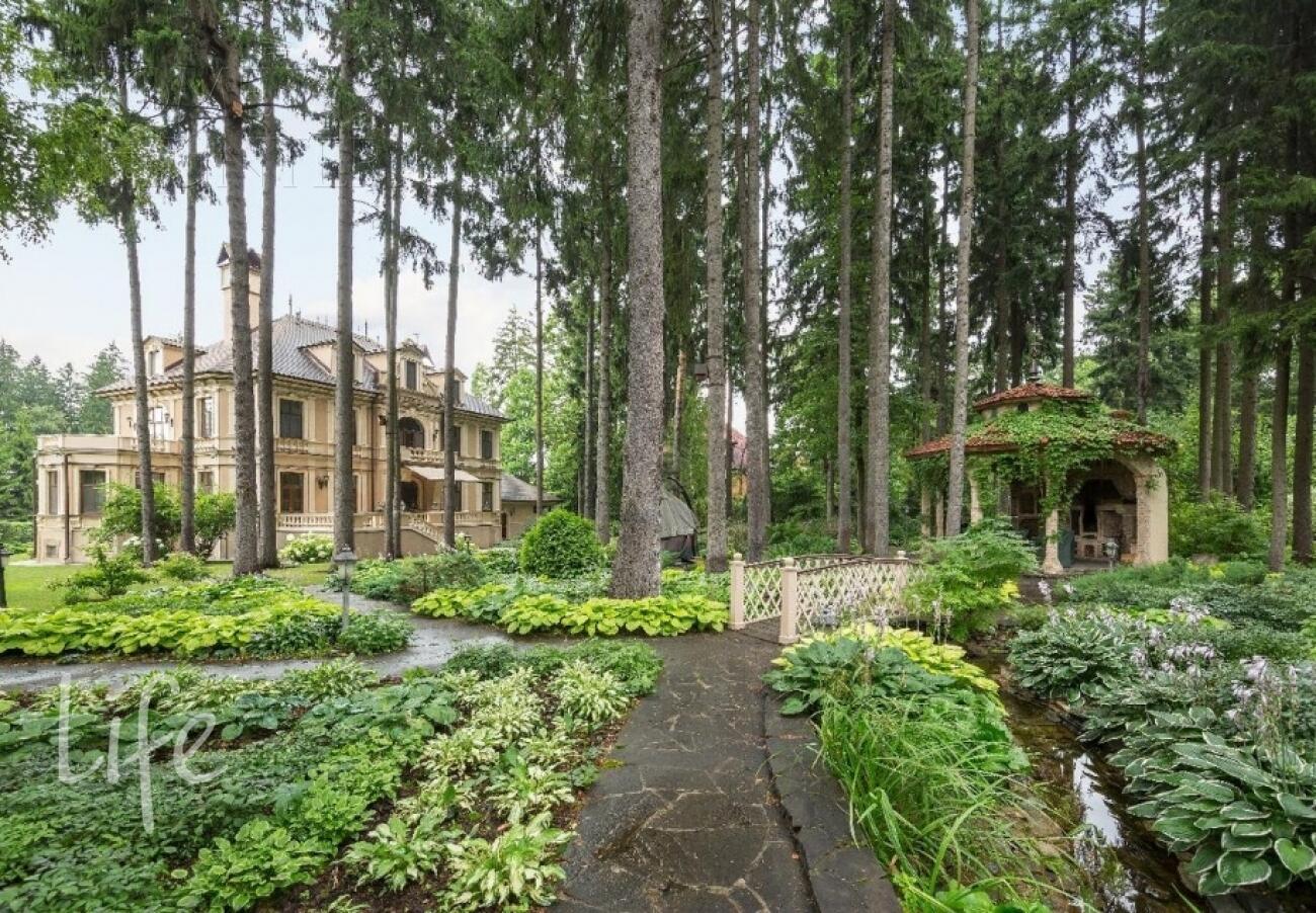 2-этажный коттедж 822 м² с отделкой