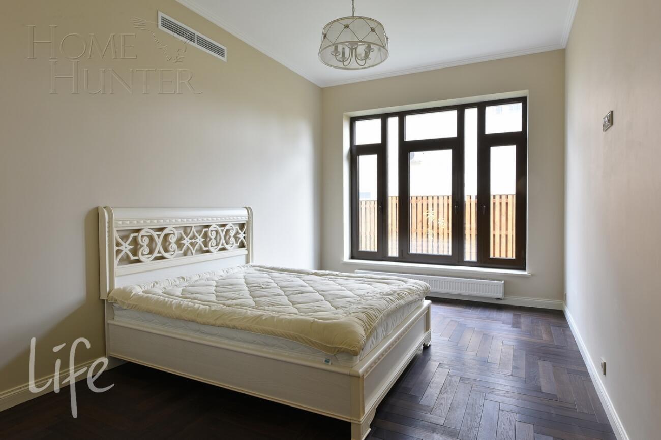 2-этажный коттедж 350 м² с отделкой