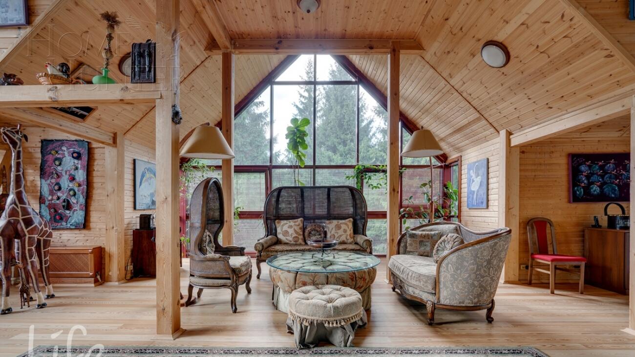 3-этажный коттедж 650 м² с отделкой