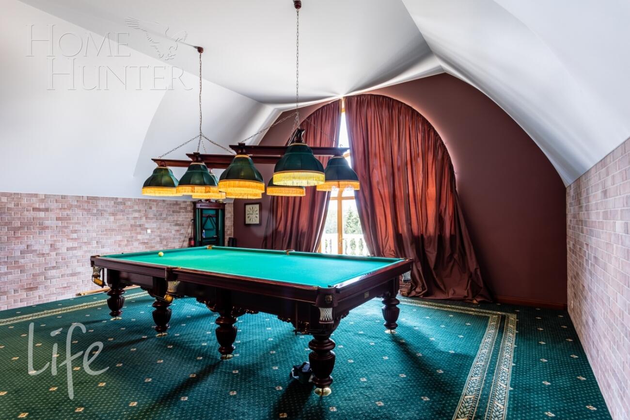 3-этажный коттедж 750 м² с отделкой