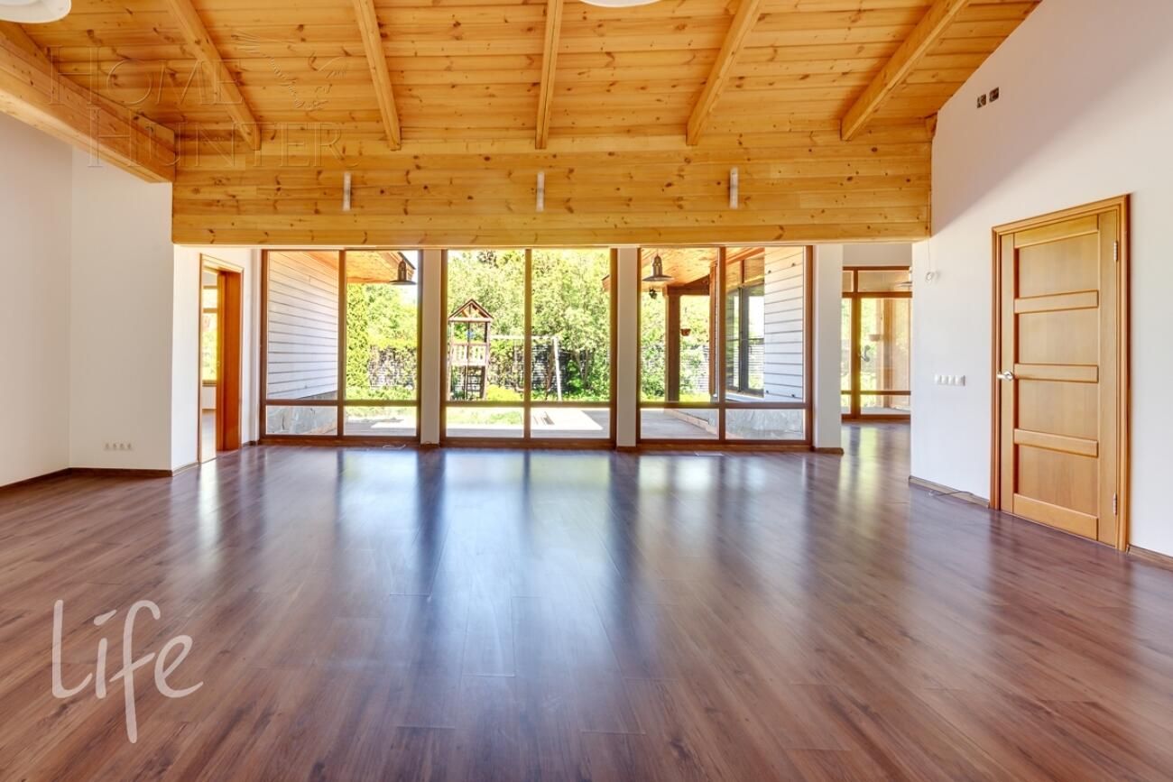 1-этажный коттедж 240 м² с отделкой