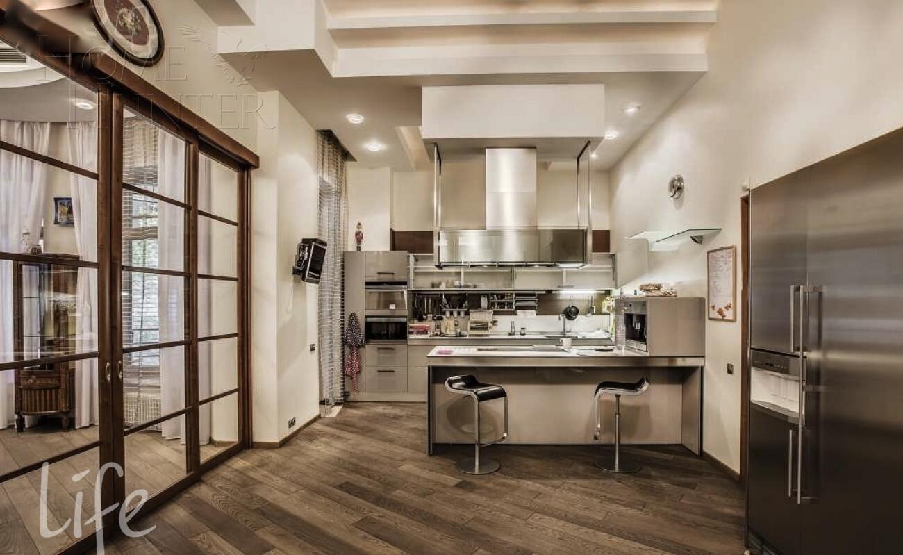 2-этажный коттедж 850 м² с отделкой