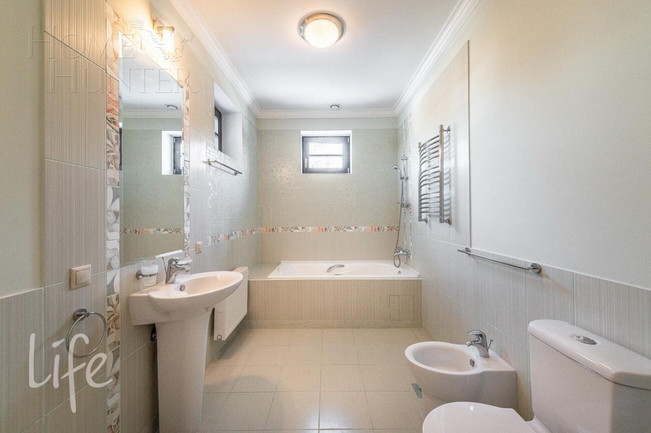 КОТТЕДЖ 528 м² с отделкой