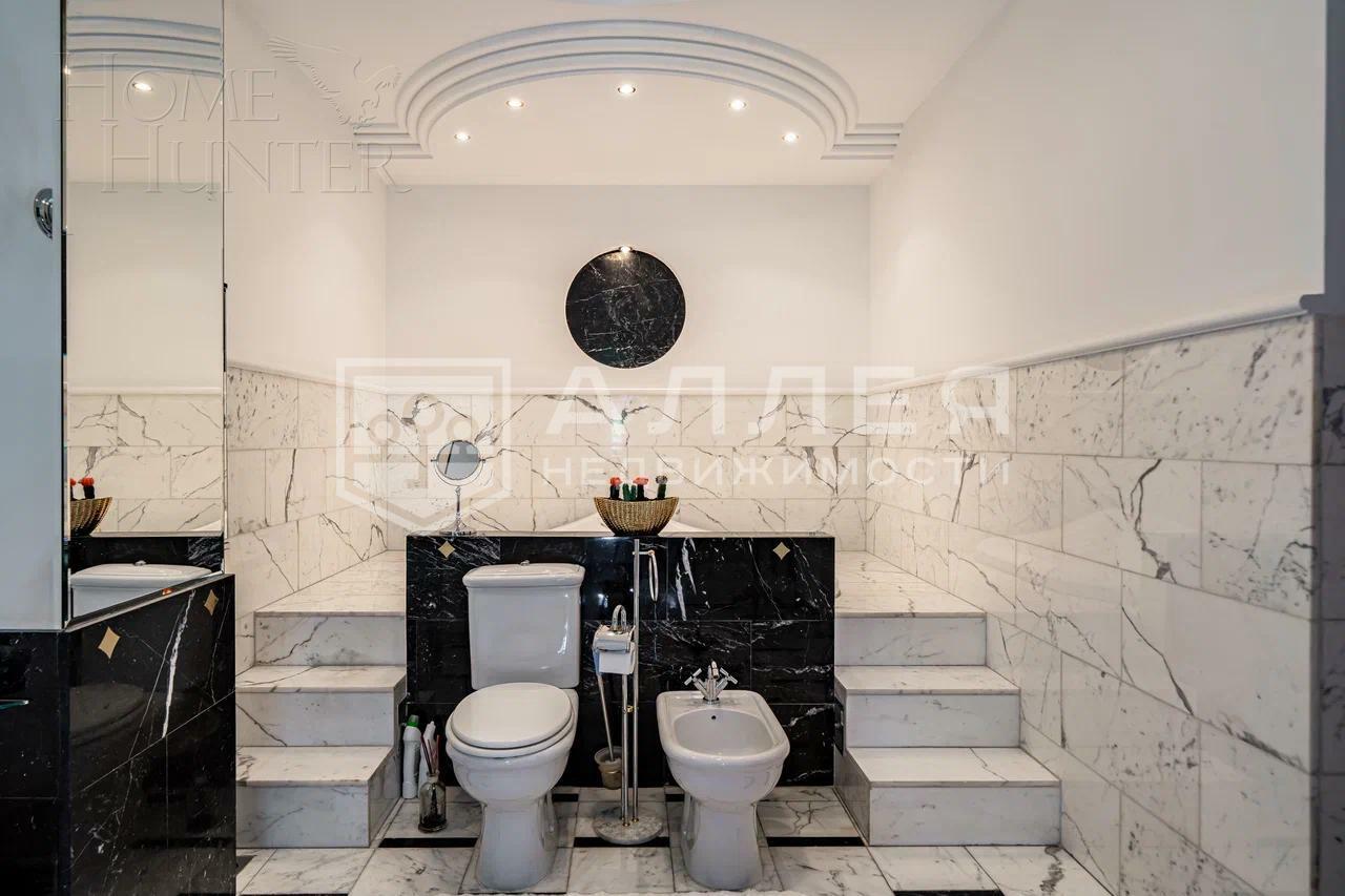 2-этажный коттедж 850 м² с отделкой