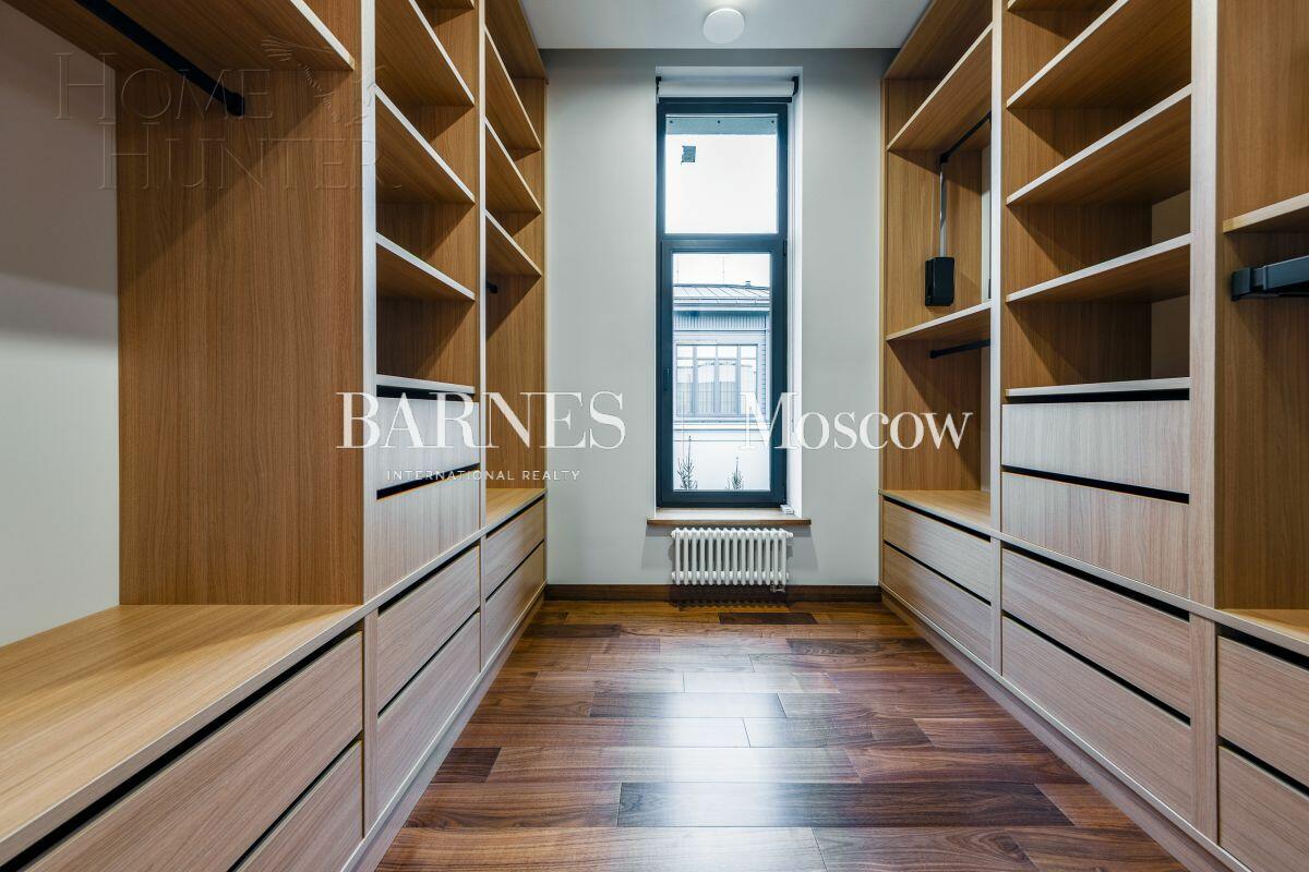 2-этажный коттедж 705 м² с отделкой