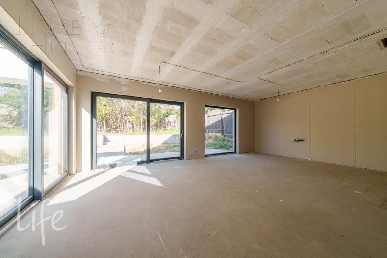 2-этажный коттедж 350 м² без отделки