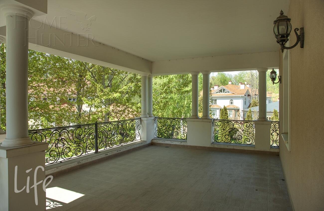 2-этажный коттедж 495 м² с отделкой