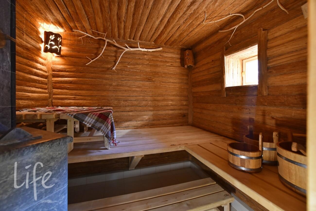 2-этажный коттедж 350 м² с отделкой