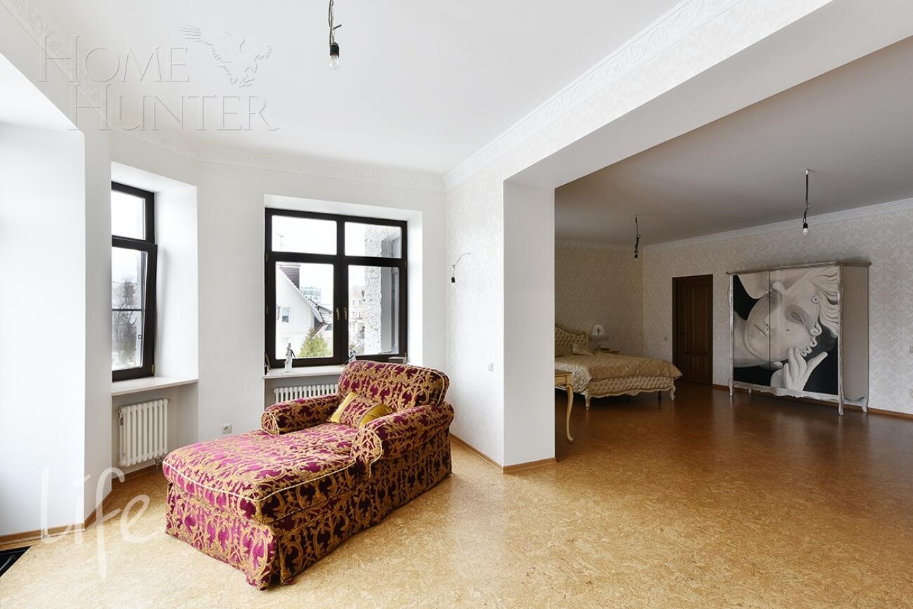 2-этажный коттедж 1 000 м² с отделкой