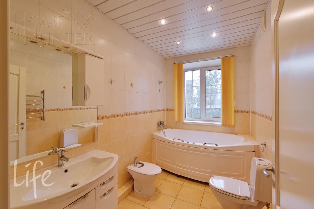 2-этажный коттедж 700 м² с отделкой