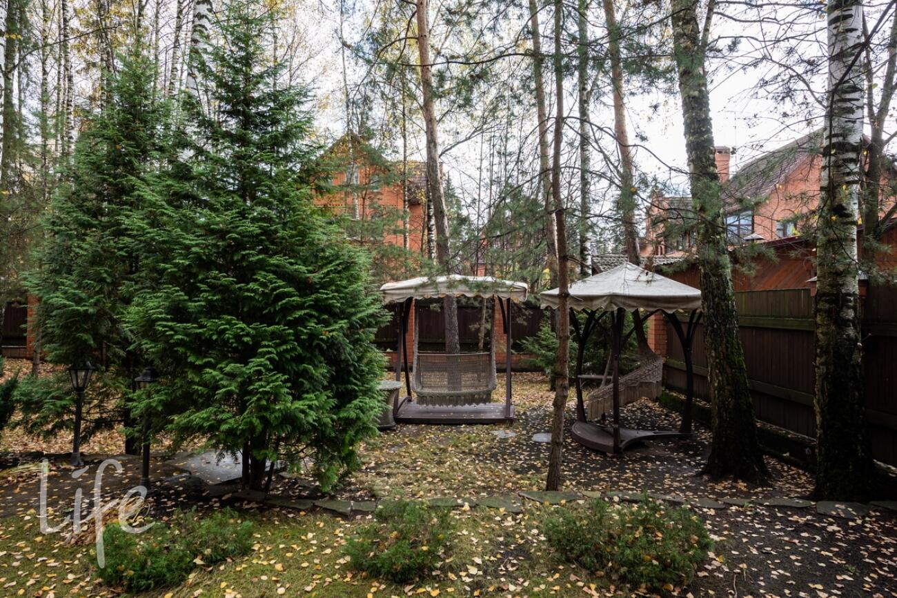 3-этажный коттедж 1 000 м² с отделкой