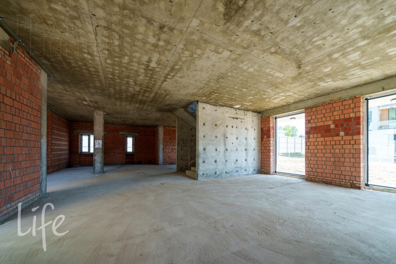 2-этажный коттедж 363 м² без отделки