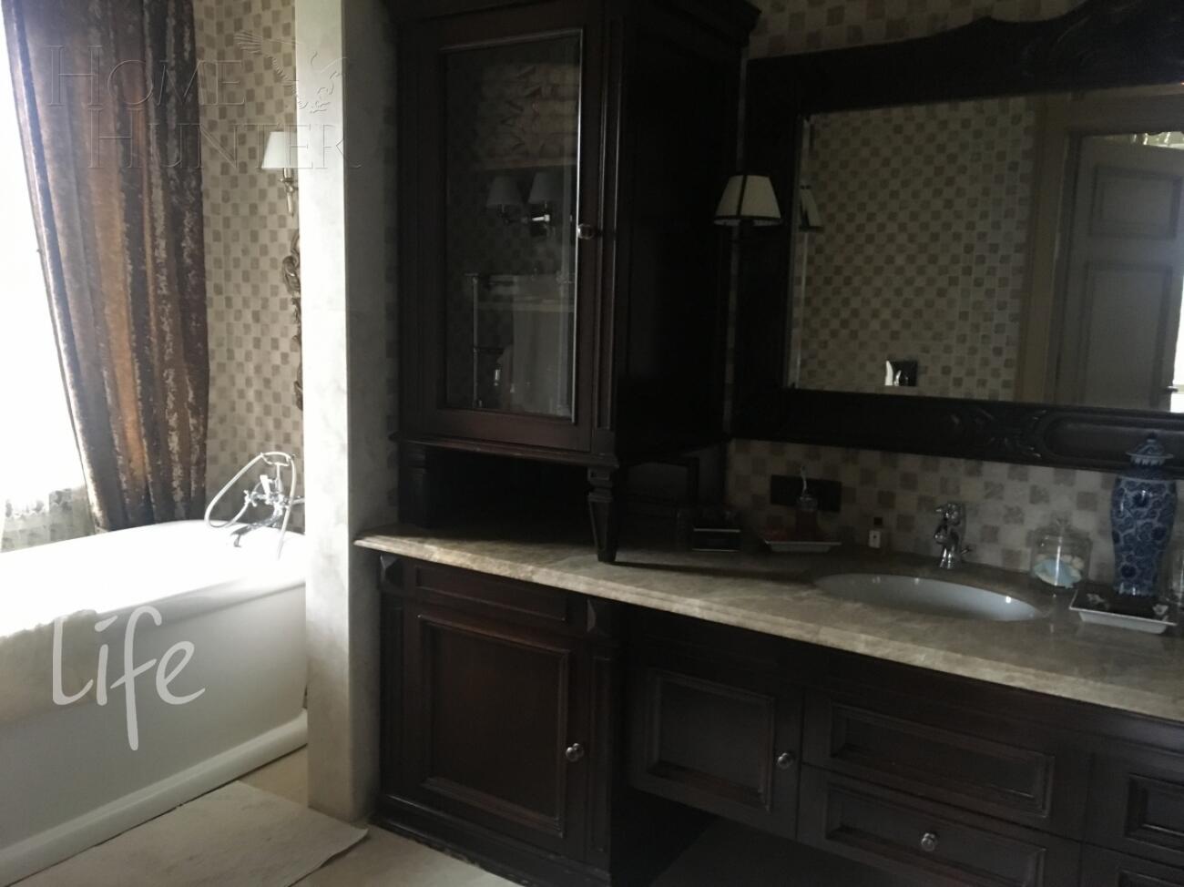 1-этажный коттедж 250 м² с отделкой