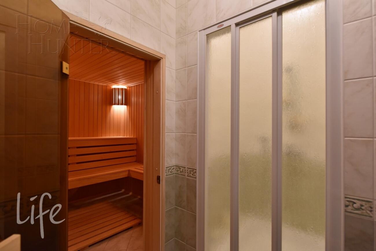 2-этажный коттедж 550 м² с отделкой