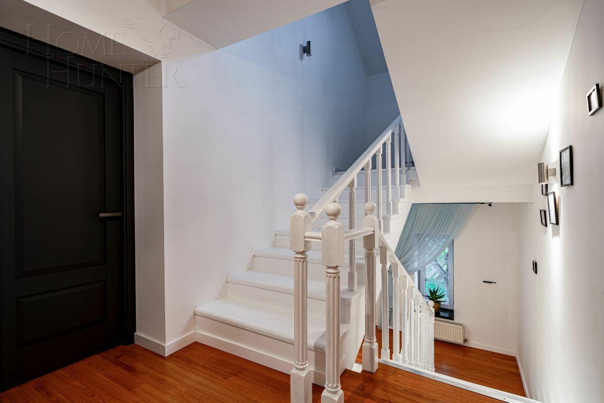 2-этажный коттедж 375 м² с отделкой