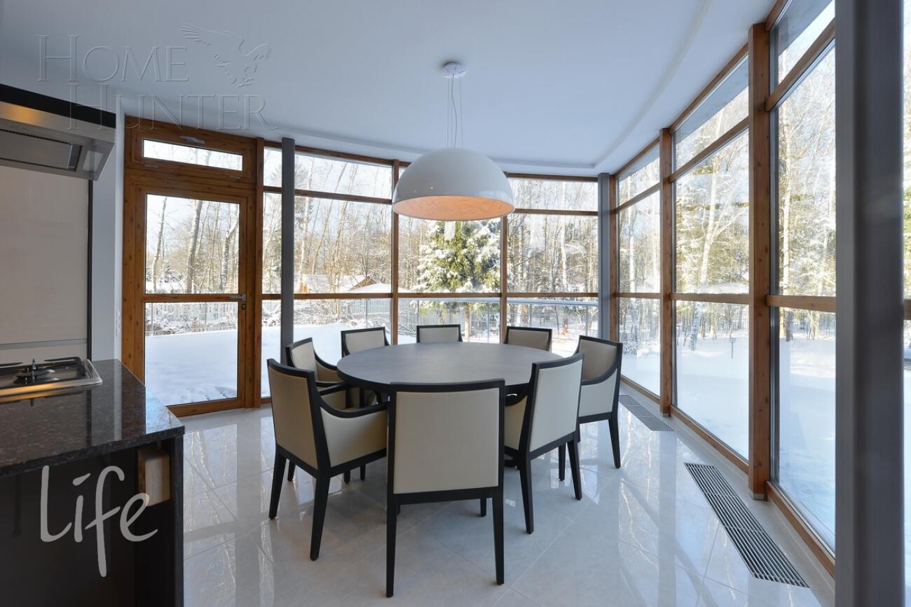 2-этажный коттедж 650 м² с отделкой