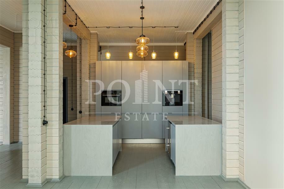 2-этажный коттедж 380 м² с отделкой