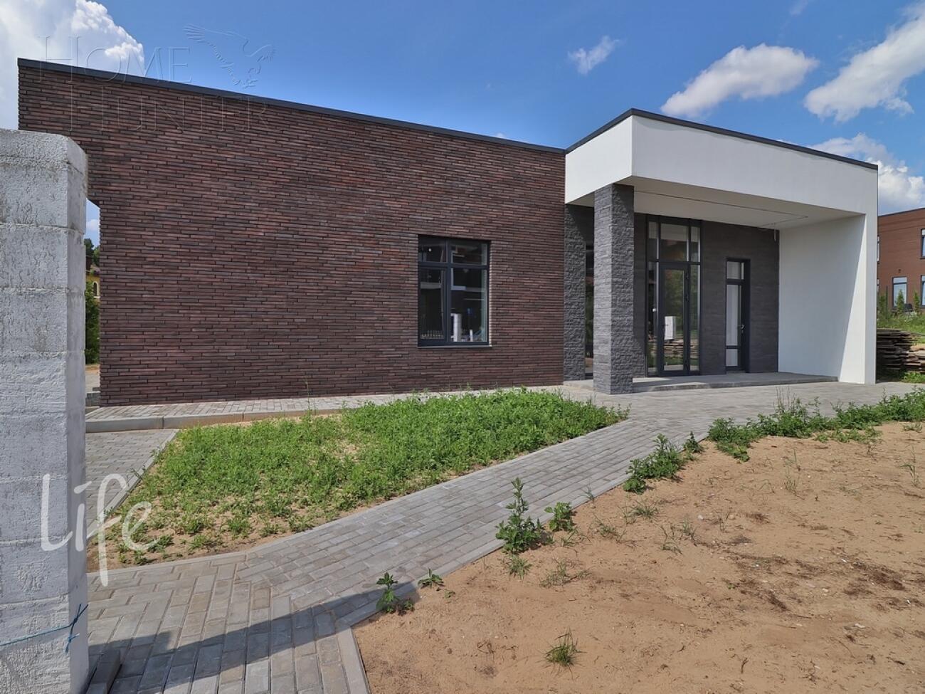 1-этажный коттедж 250 м² без отделки