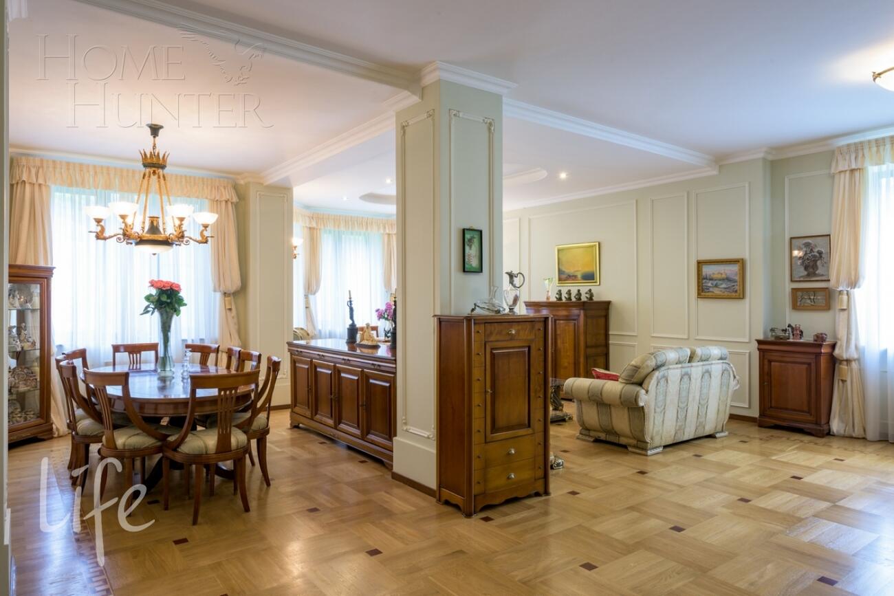 2-этажный коттедж 880 м² с отделкой