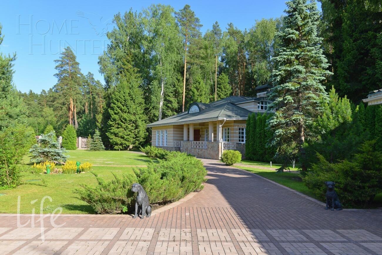 2-этажный коттедж 570 м² с отделкой