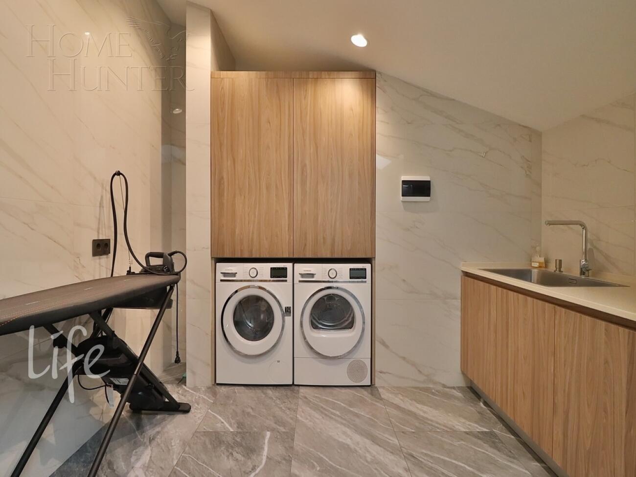 2-этажный таунхаус 290 м² с отделкой