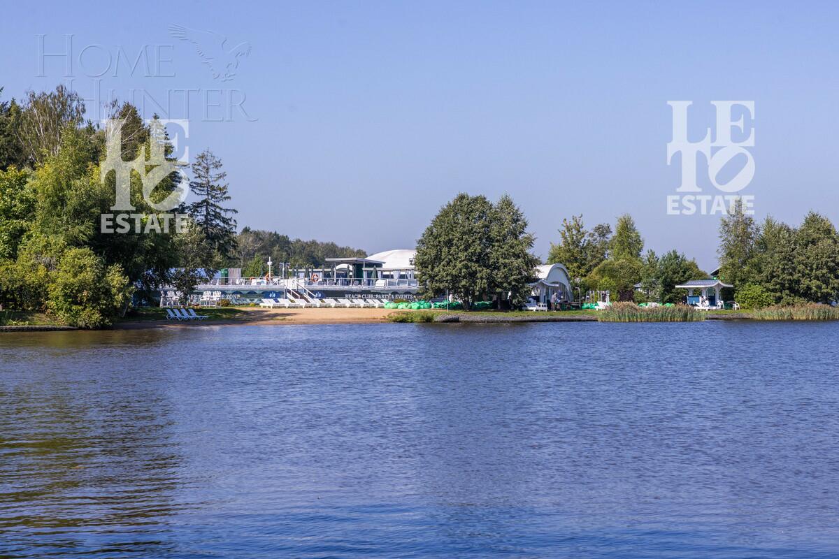 2-этажный коттедж 495.7 м² с отделкой