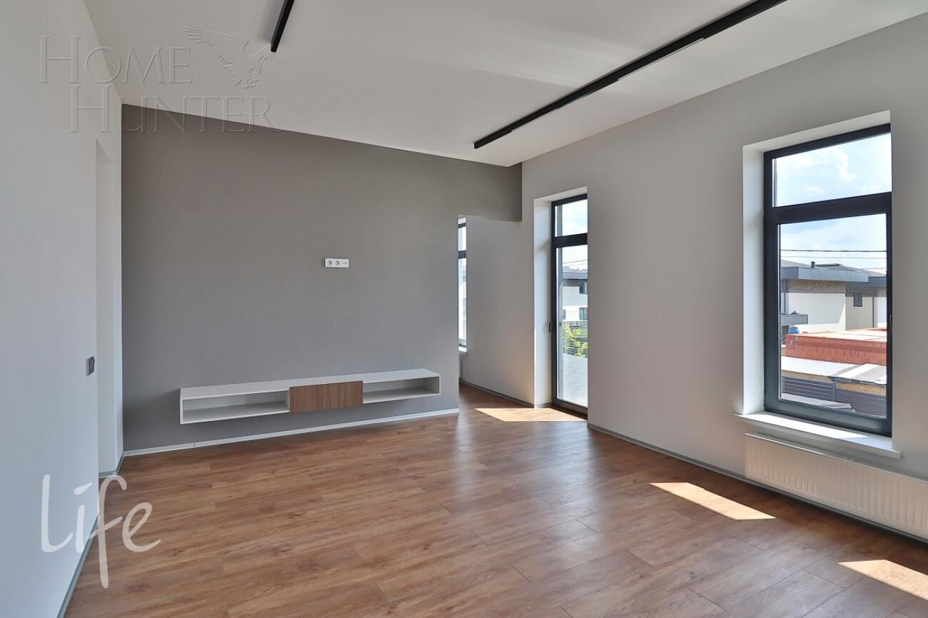 2-этажный коттедж 250 м² с отделкой