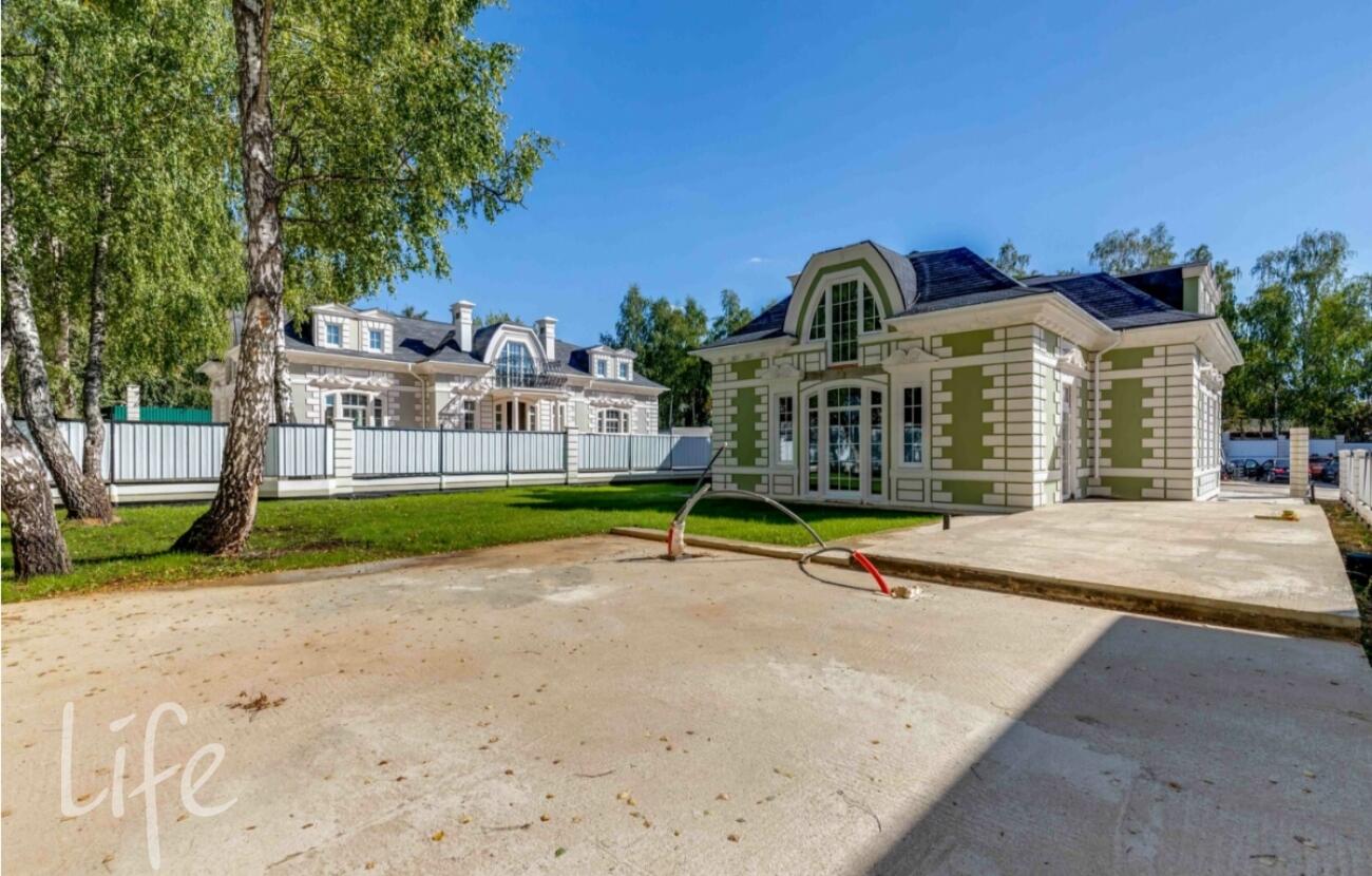 2-этажный коттедж 240 м² без отделки