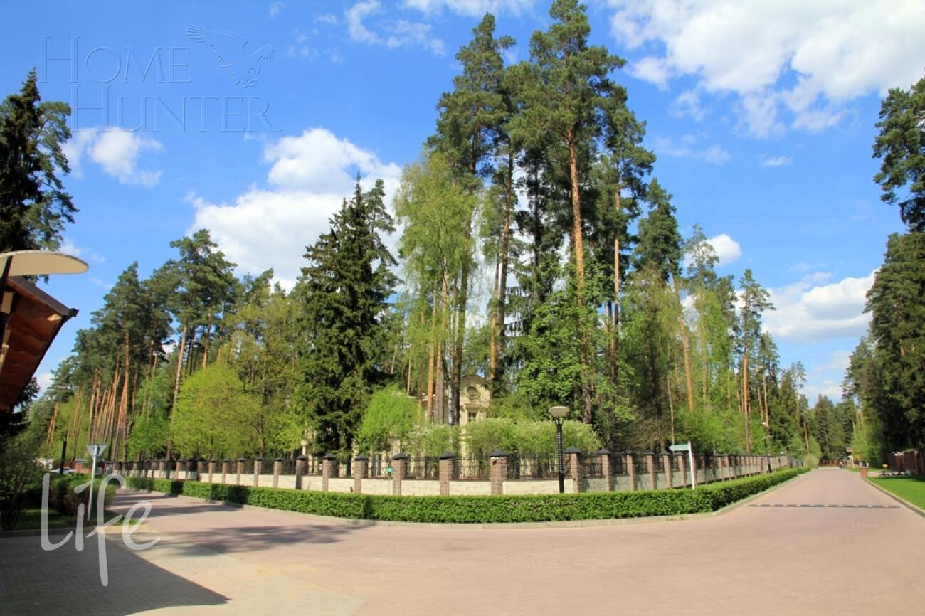 2-этажный коттедж 740 м² без отделки