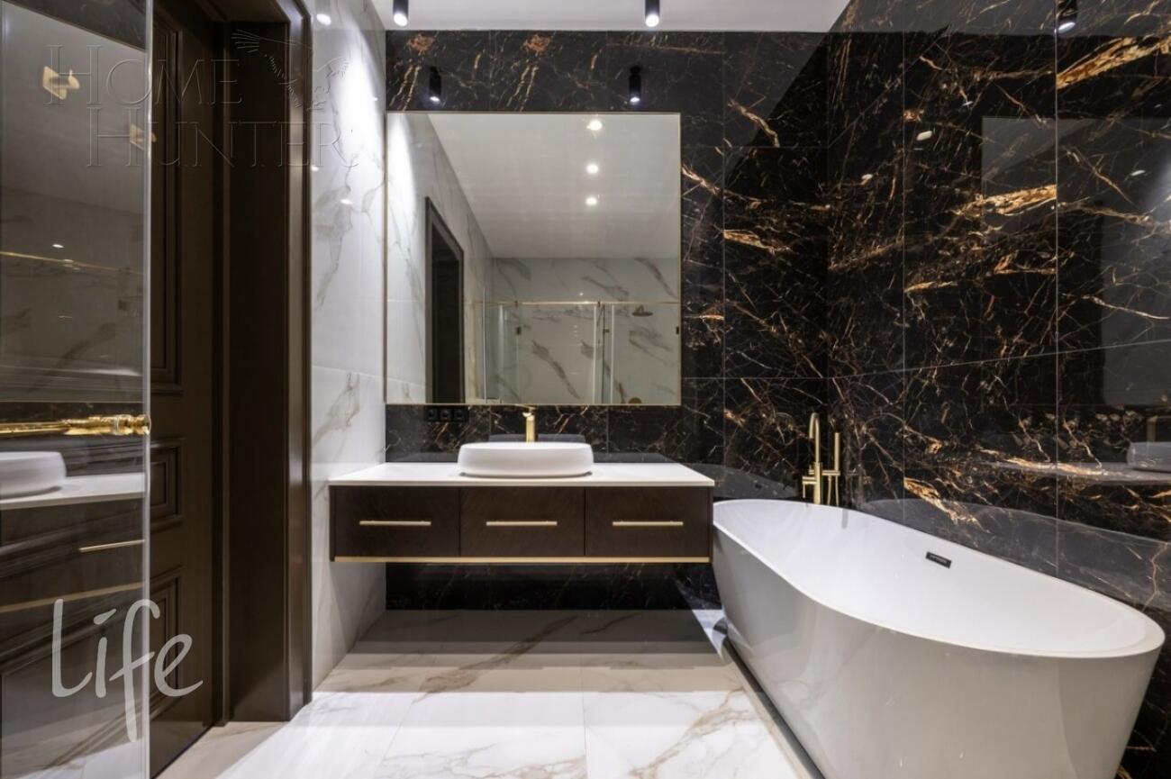 2-этажный коттедж 995 м² с отделкой