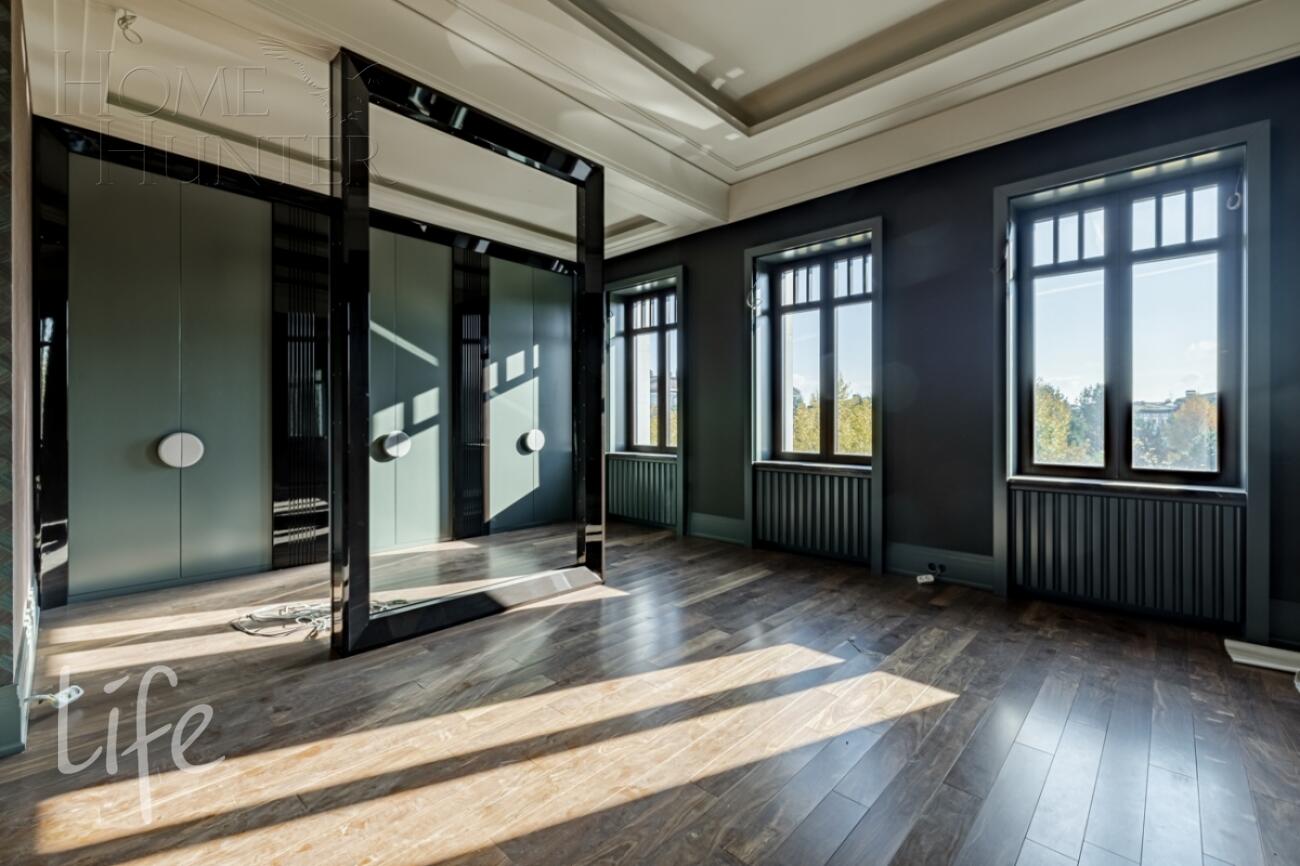 2-этажный коттедж 1 244 м² с отделкой