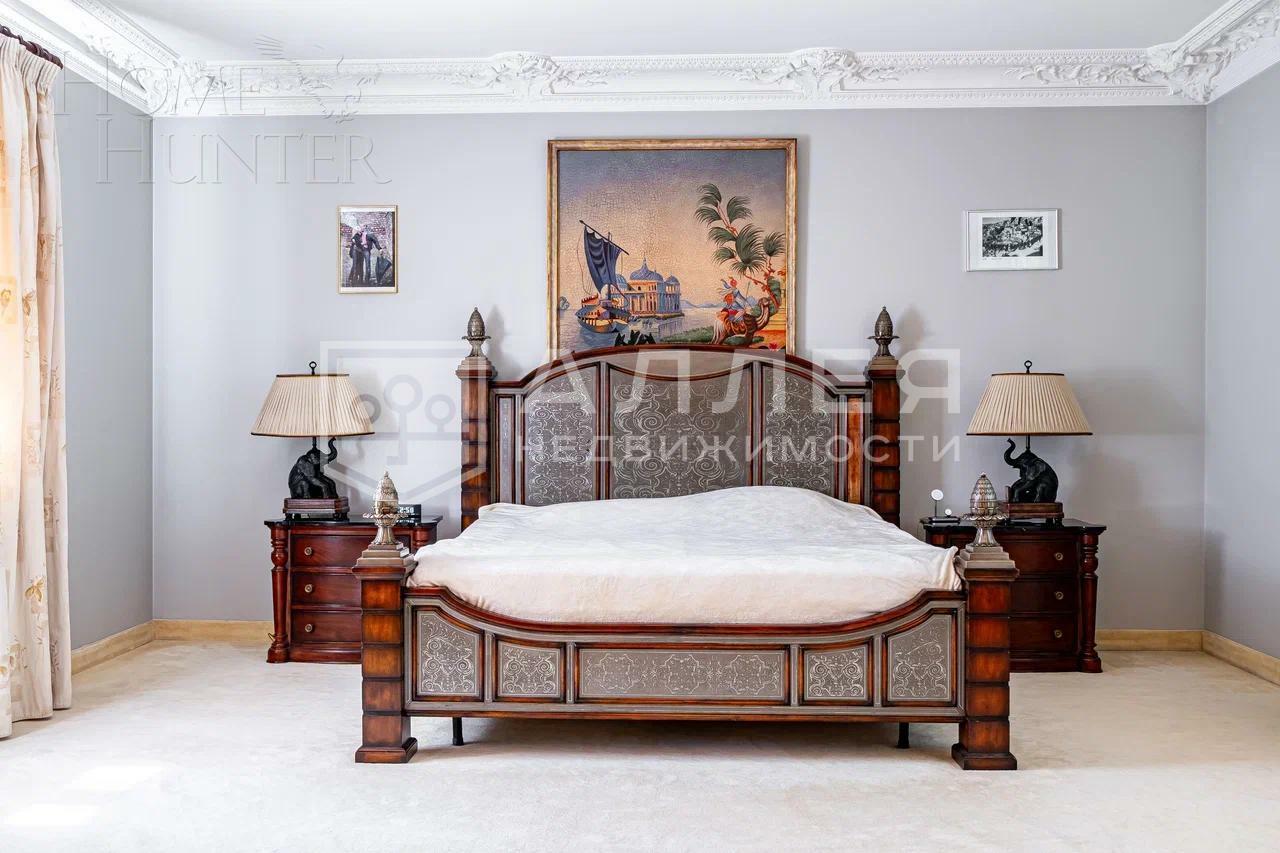 2-этажный коттедж 850 м² с отделкой