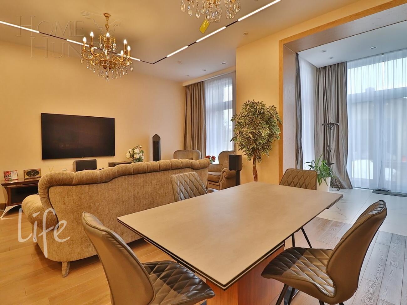 2-этажный таунхаус 290 м² с отделкой