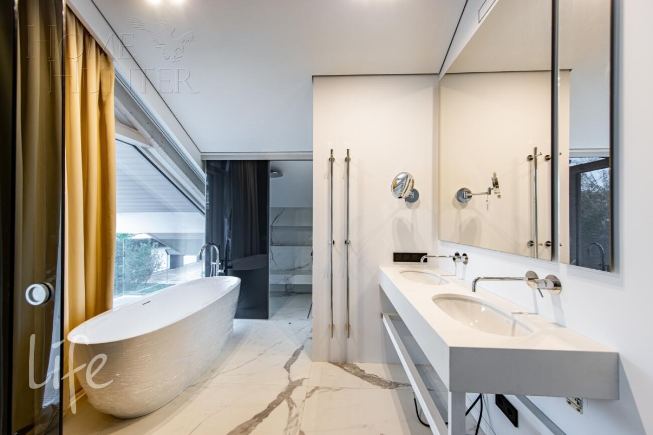 2-этажный коттедж 261 м² с отделкой