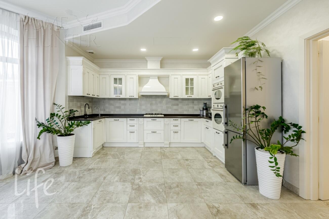 2-этажный коттедж 400 м² с отделкой