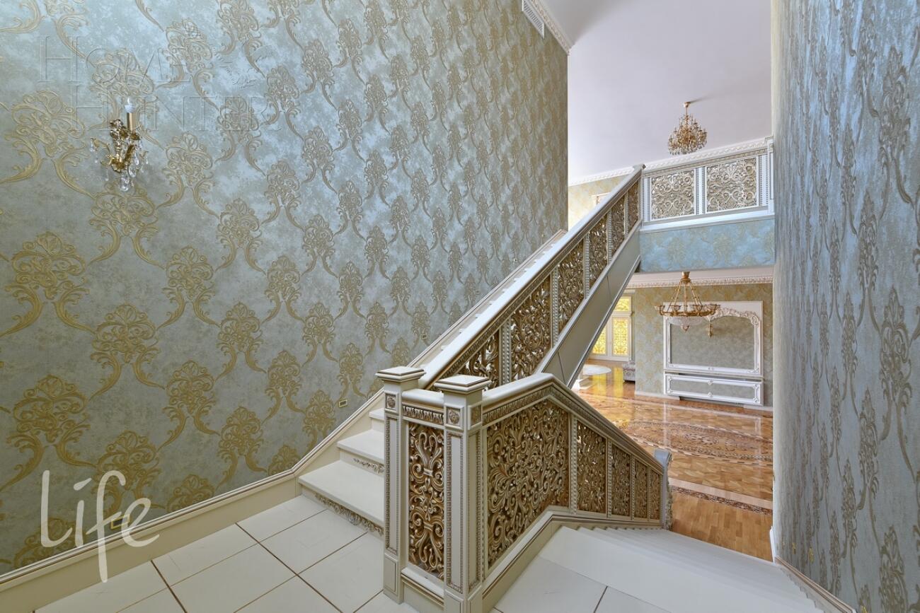 2-этажный коттедж 3 000 м² с отделкой