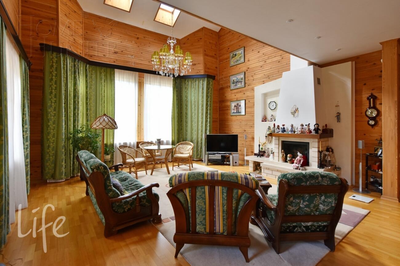 2-этажный коттедж 250 м² с отделкой