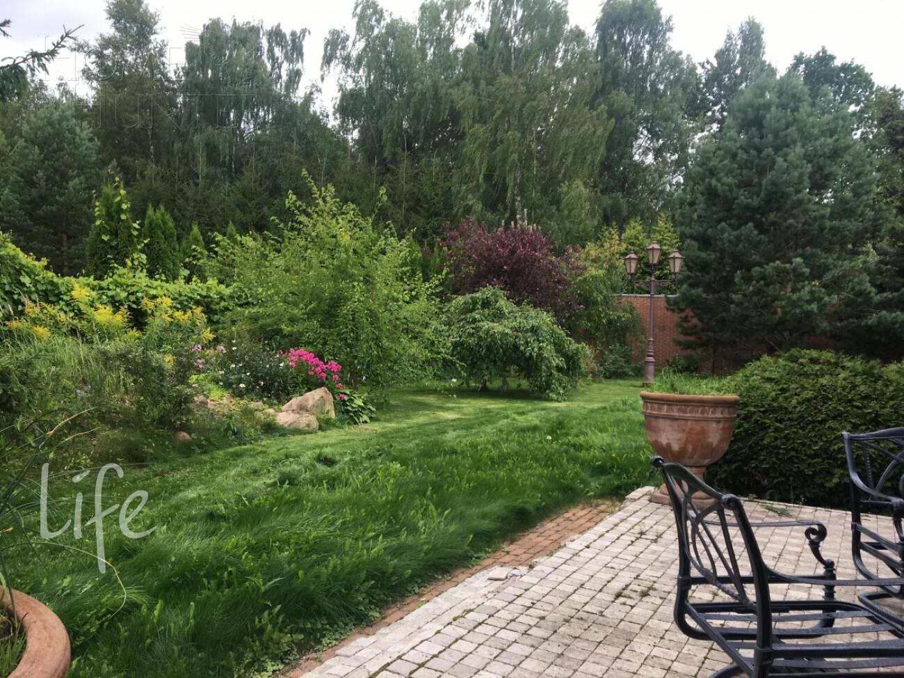 1-этажный коттедж 250 м² с отделкой