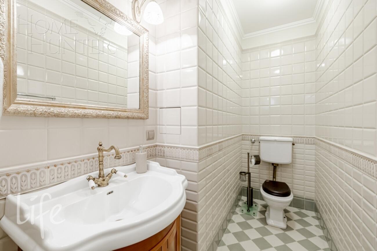 2-этажный коттедж 400 м² с отделкой