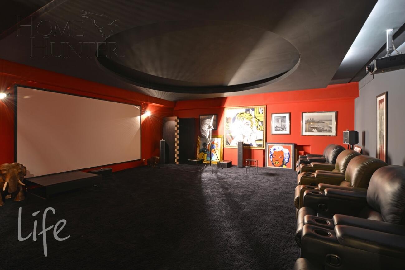 2-этажный коттедж 1 400 м² с отделкой