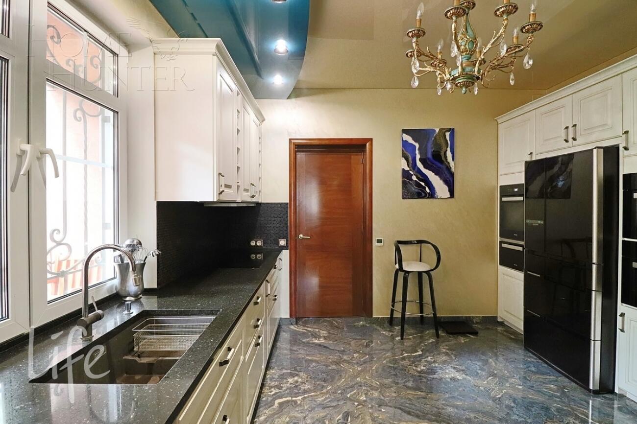 2-этажный коттедж 458 м² с отделкой