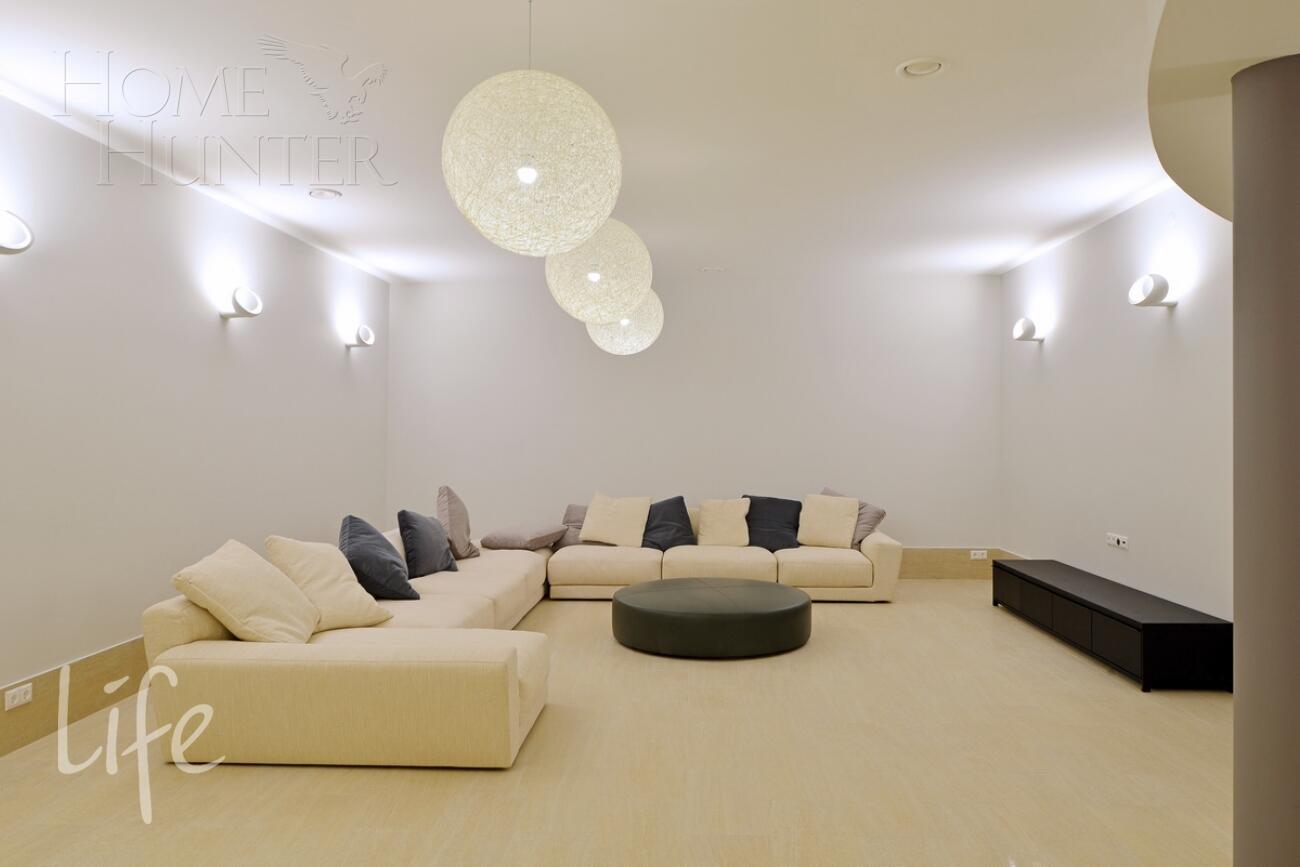 2-этажный коттедж 650 м² с отделкой