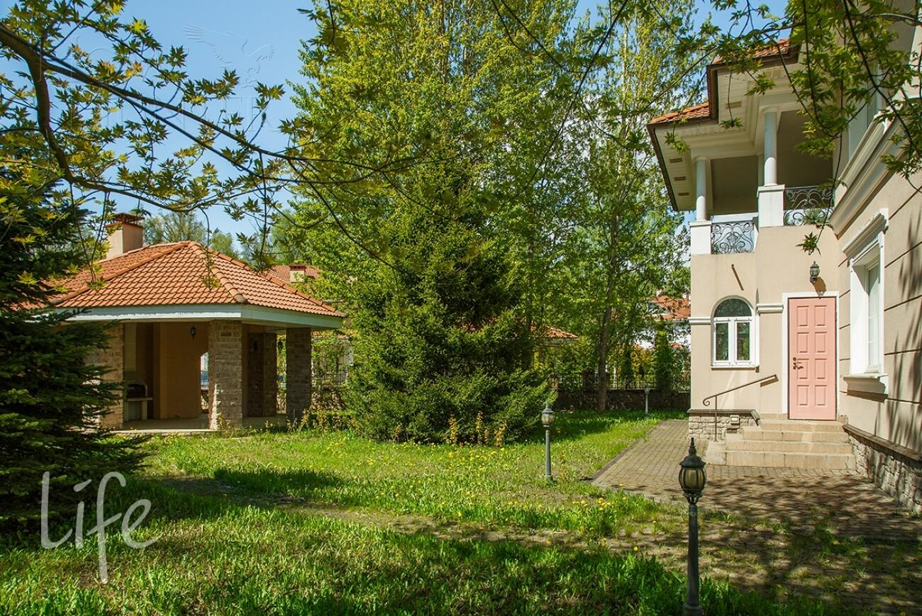 2-этажный коттедж 495 м² с отделкой