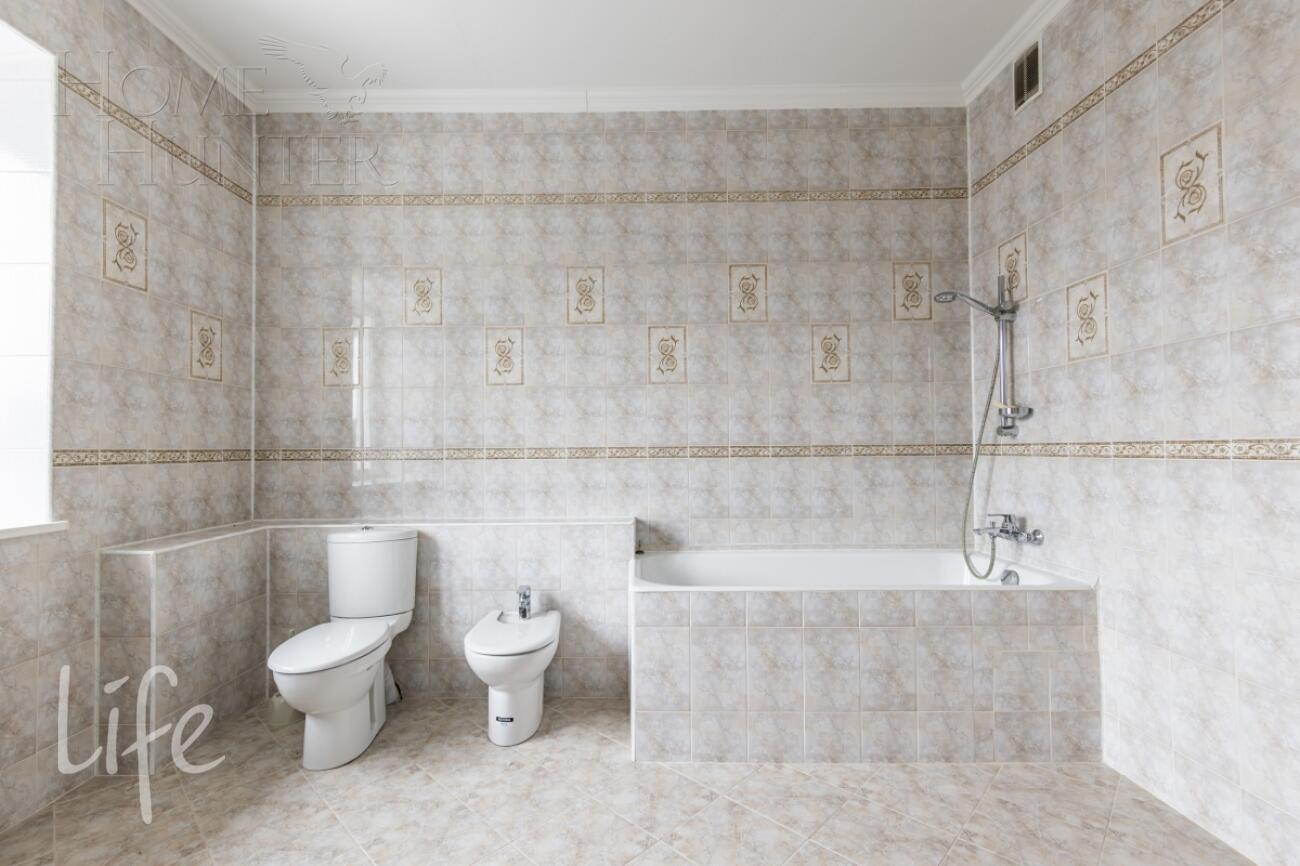 2-этажный коттедж 370 м² с отделкой