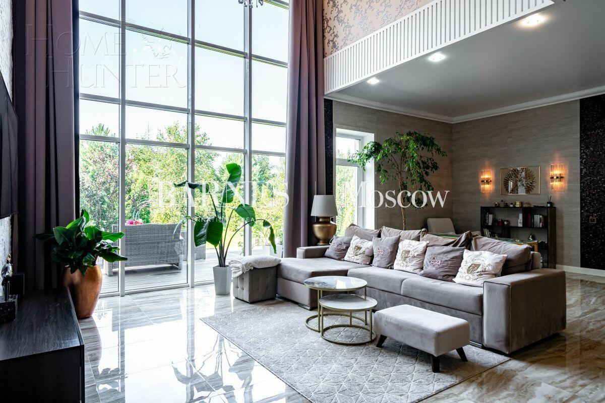 2-этажный коттедж 328 м² с отделкой